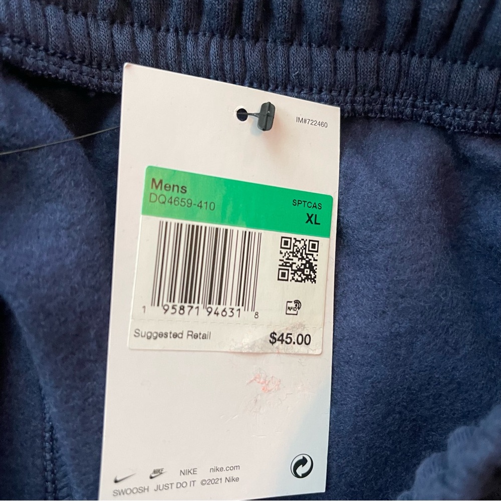 NWT Nike Men's Graphic Club Fleece Shorts - Picture 11 of 13